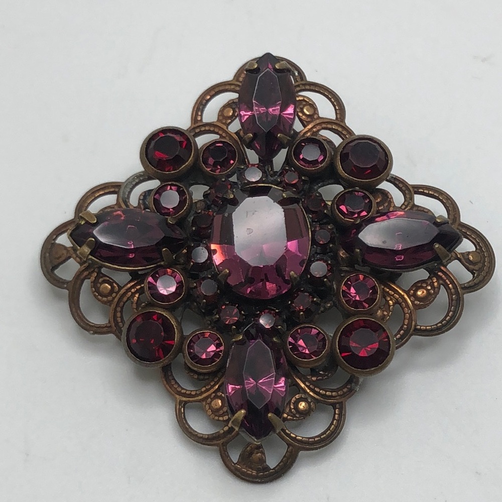 VTG Liz Palacios S.F Purple  Stunning Crystals  Brooch